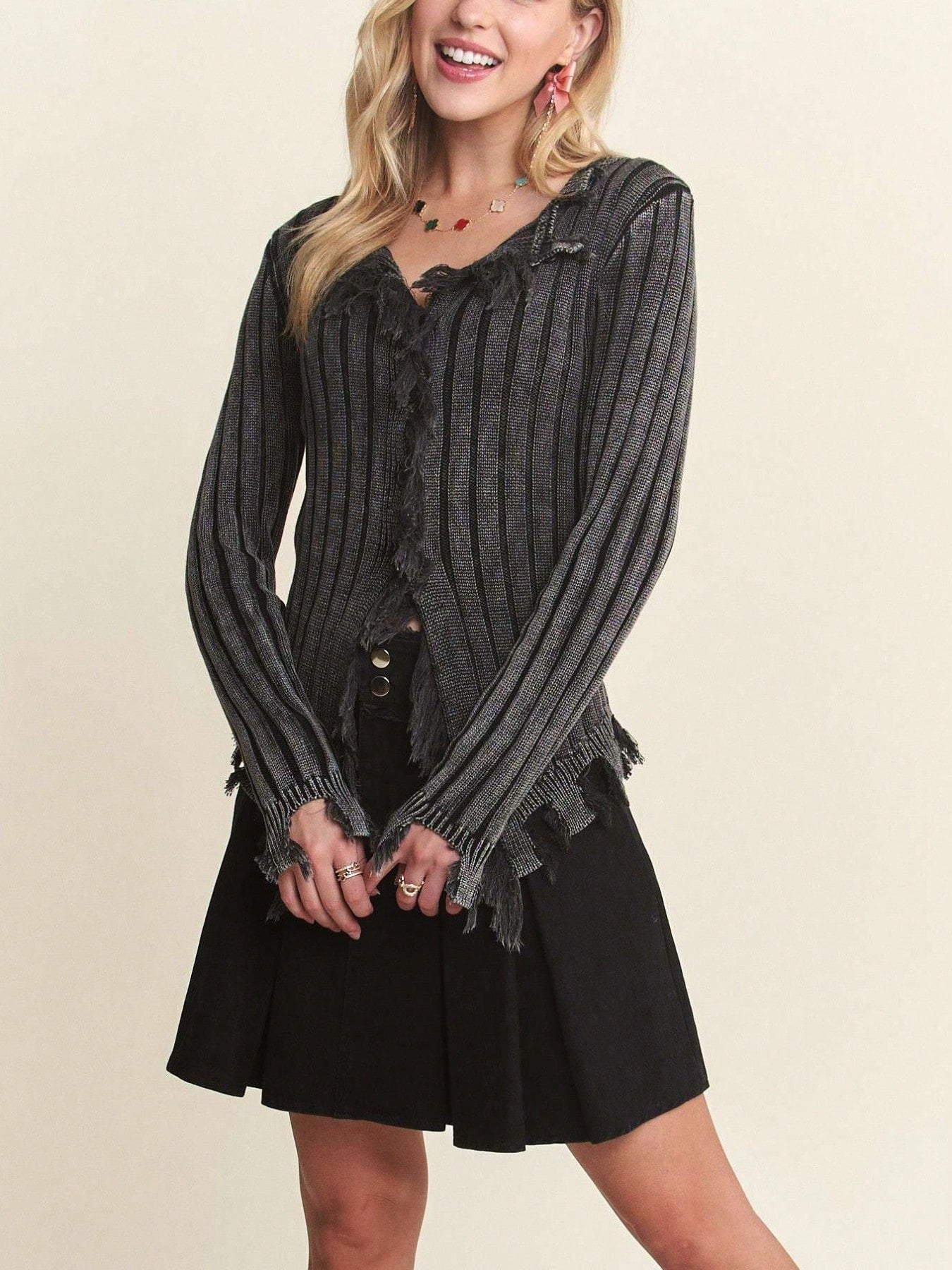 Womens Casual Pullover Sweater Edgy Grunge Distressed Ribbed Knit Frayed Hem Long Sleeve Round Neck Crop Top Dark Gray Autumn Winter Street Style Fashion Forward Alternative Aesthetic Daily Wear