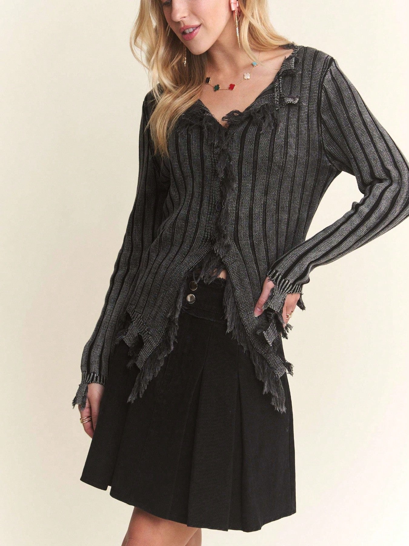 Womens Casual Pullover Sweater Edgy Grunge Distressed Ribbed Knit Frayed Hem Long Sleeve Round Neck Crop Top Dark Gray Autumn Winter Street Style Fashion Forward Alternative Aesthetic Daily Wear