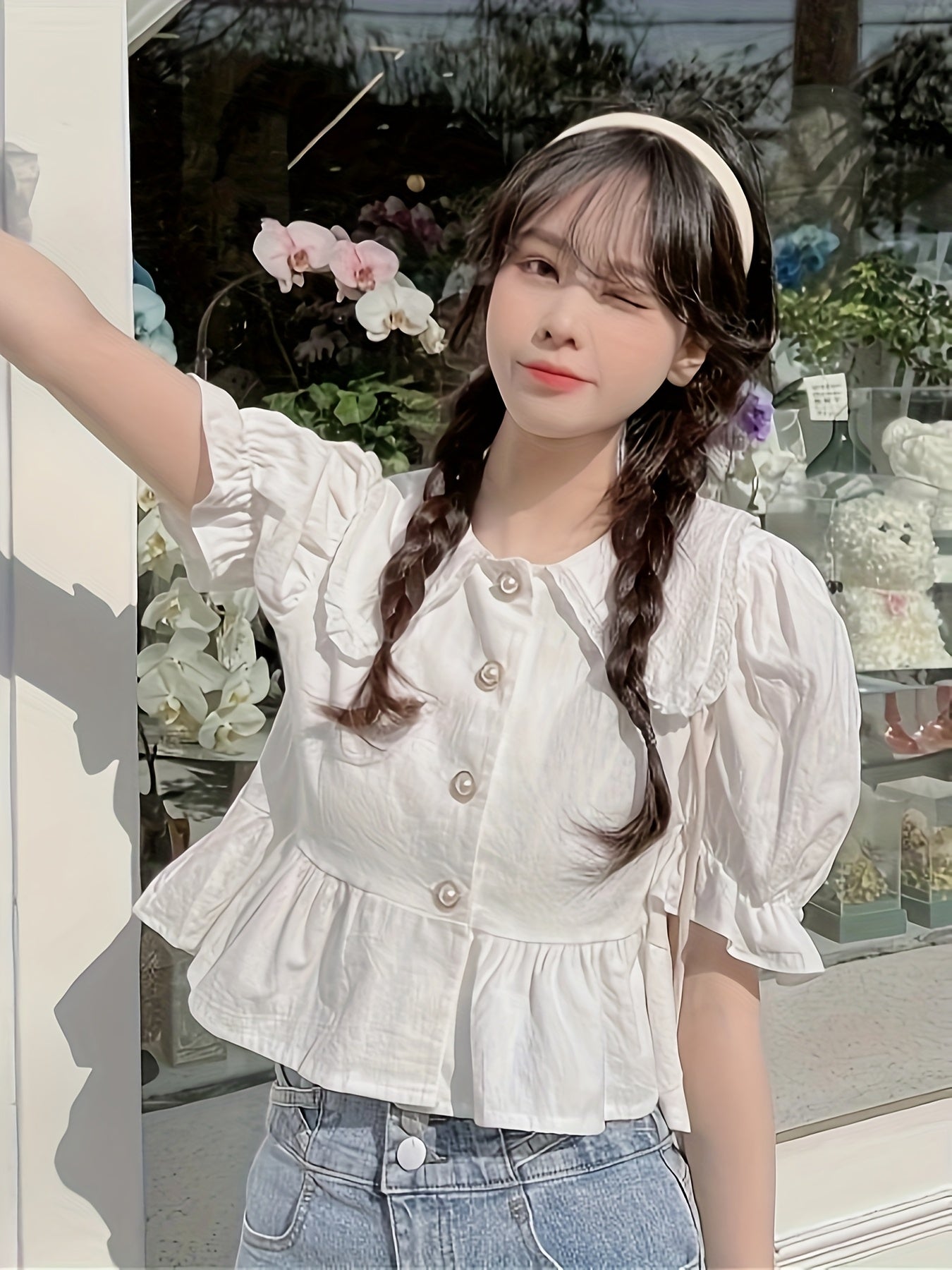 Chic French-Inspired Doll Collar Blouse for Women - Cute Short Sleeve Shirt with Ruffled Cuffs, Button-Up Front, and Flowing Hem, Perfect for Spring & Summer, Machine Washable, White