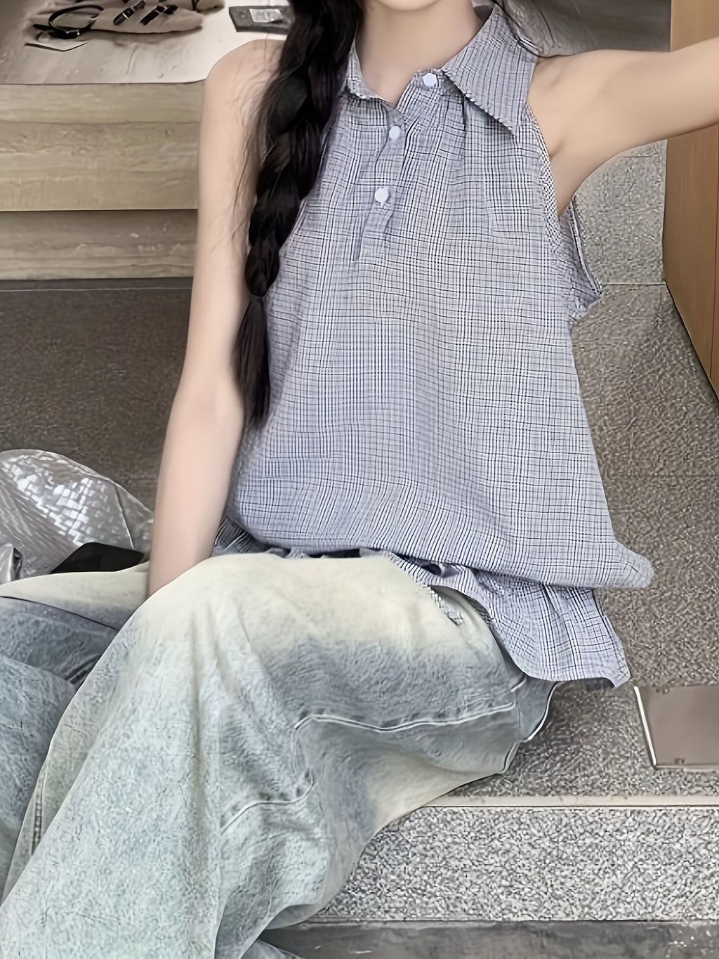 Women'S Sleeveless Plaid Halter Top with Ruffled Hem - Lightweight Summer Blouse, Casual Vacation Style, Gray & White Check Pattern, Perfect for Outdoor, Vacation Clothing | Ruffled Hem Top | Glossy Texture