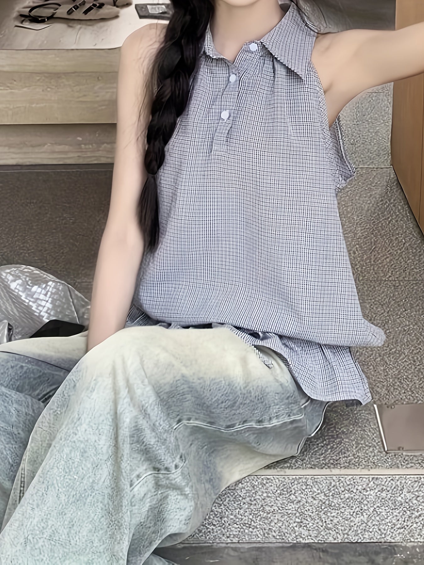 Women'S Sleeveless Plaid Halter Top with Ruffled Hem - Lightweight Summer Blouse, Casual Vacation Style, Gray & White Check Pattern, Perfect for Outdoor, Vacation Clothing | Ruffled Hem Top | Glossy Texture