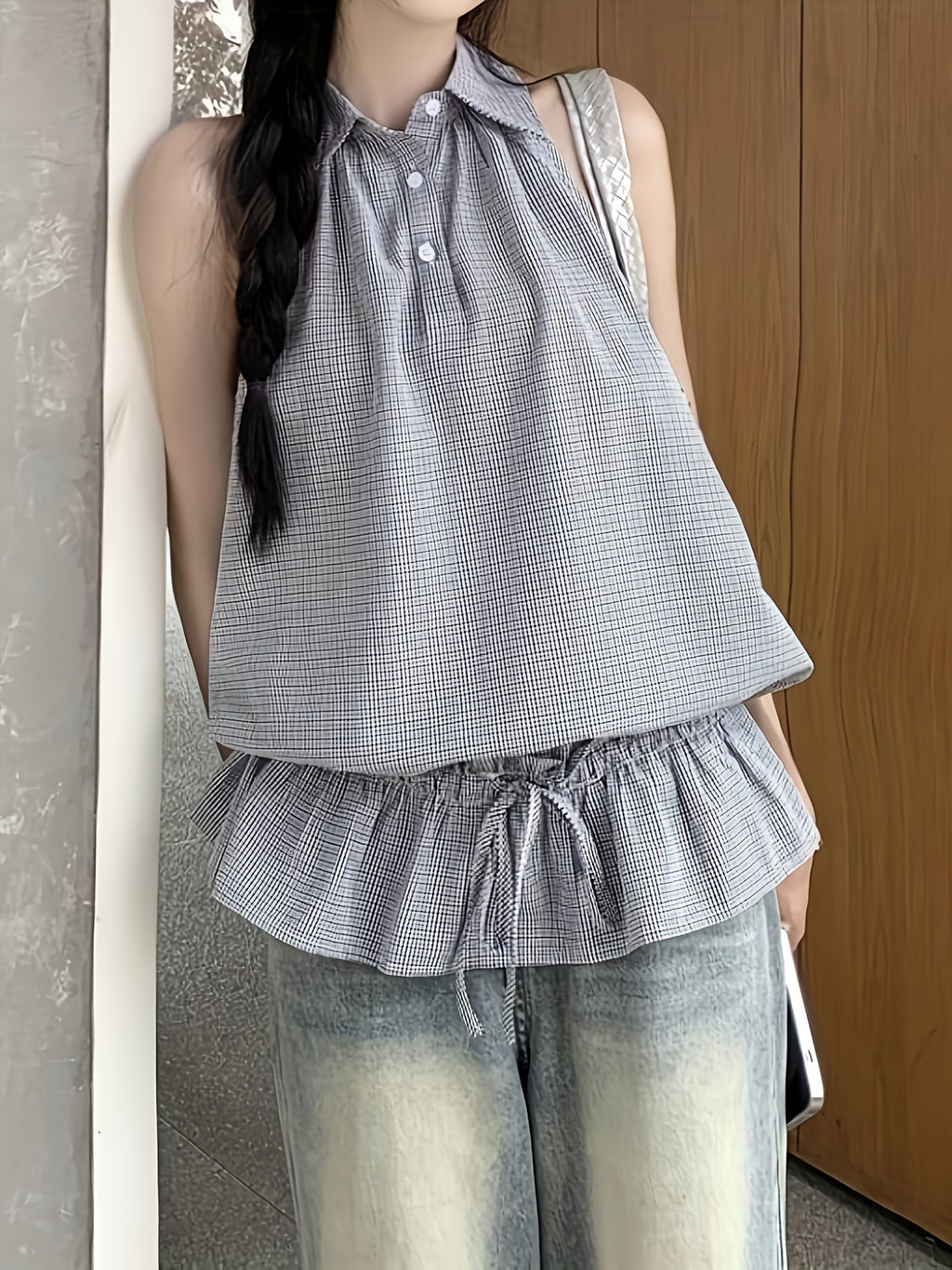 Women'S Sleeveless Plaid Halter Top with Ruffled Hem - Lightweight Summer Blouse, Casual Vacation Style, Gray & White Check Pattern, Perfect for Outdoor, Vacation Clothing | Ruffled Hem Top | Glossy Texture