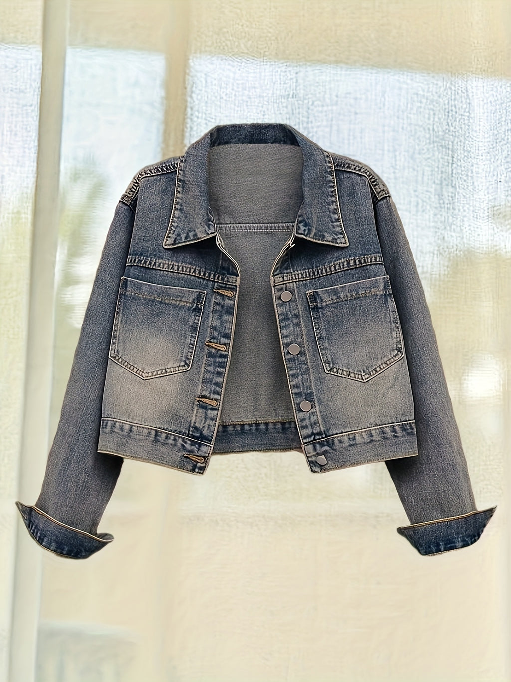Women's Vintage Washed Denim Jacket, Lightweight Non-Stretch Machine Washable Short Casual Denim Jacket with Pockets And Buttons Design, Spring And Fall Casual Outwear - Fashionable And Trendy Denim Jacket for All Occasions